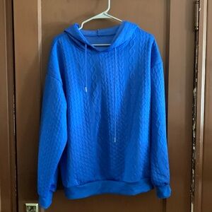 Women’s Hooded Pullover